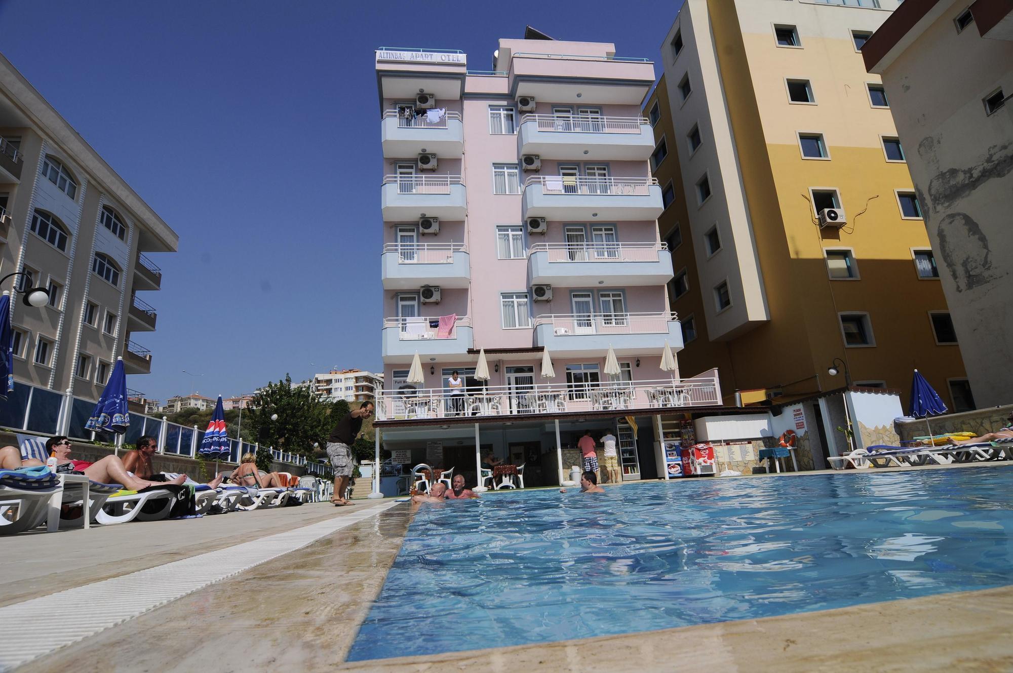 Altinbas Apart Hotel Кушадасъ Екстериор снимка